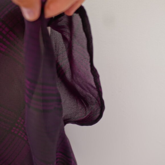 Apostrophe Sheer Purple Plaid Rolled Neck Poncho Blouse Top Sleeveless XL Polyes - Picture 3 of 8